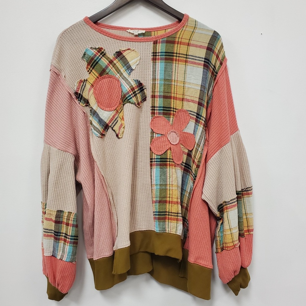 Easel Patchwork Oversized Flower Waffleknit Sweatshirt ET70758 Pink M